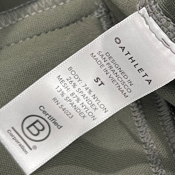 Athleta Delancy Street Tight Olive Green Size ST Small Tall - Picture 6 of 9